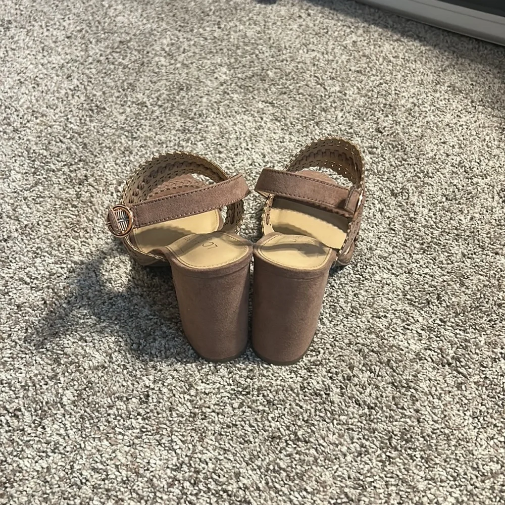 Vintage strapped dress shoe - Picture 3 of 4